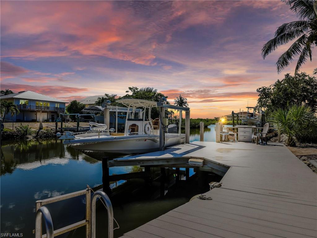 405 Grenada AVE, Naples